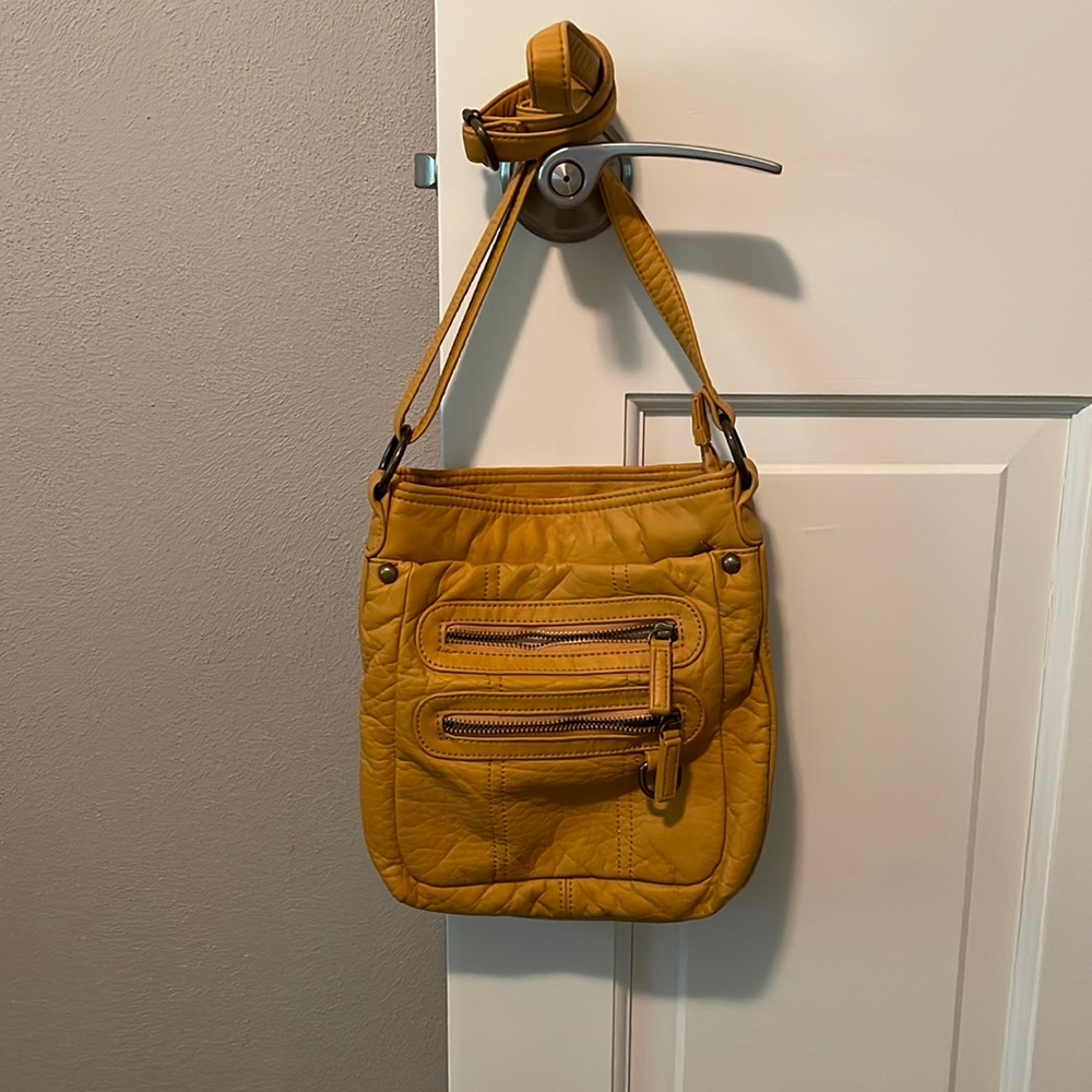 Willa Crossbody